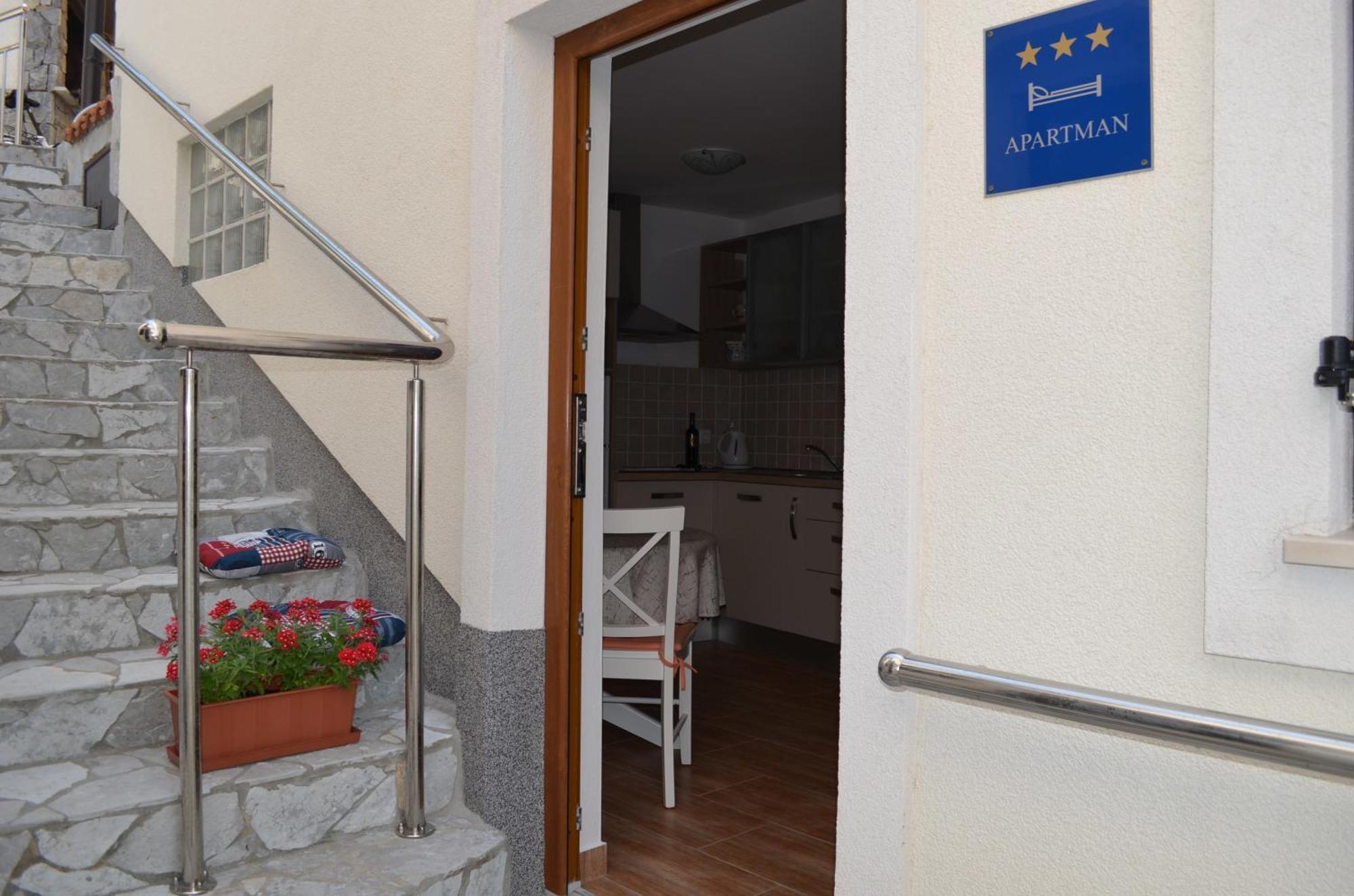 Apartments Lora Baška Pokoj fotografie