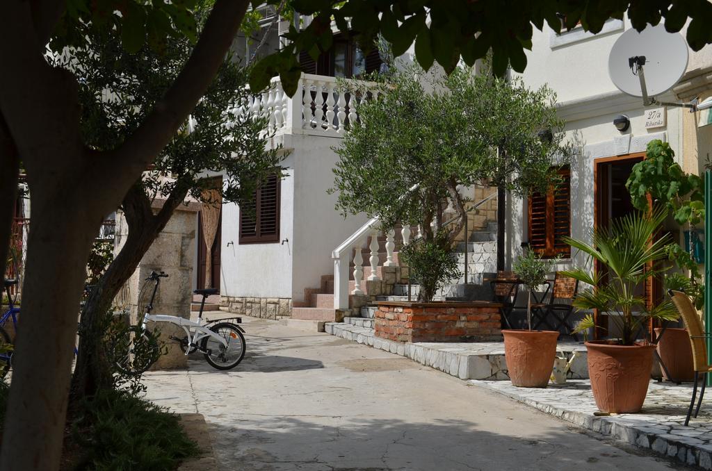 Apartments Lora Baška Pokoj fotografie