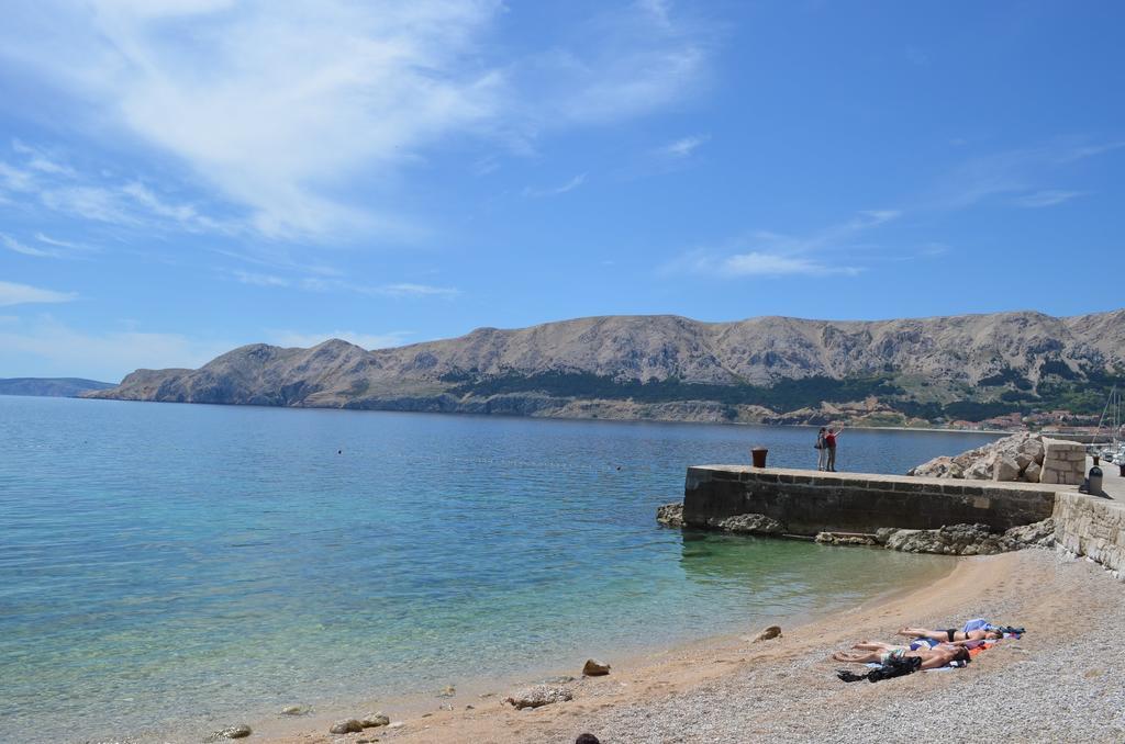 Apartments Lora Baška Pokoj fotografie